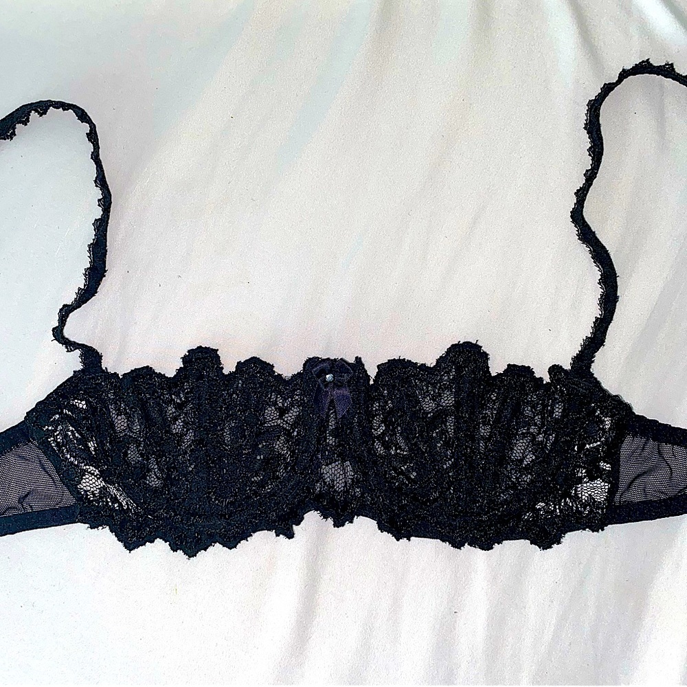 Frederick’s of Hollywood Lace Wired Open Cup Bra 34